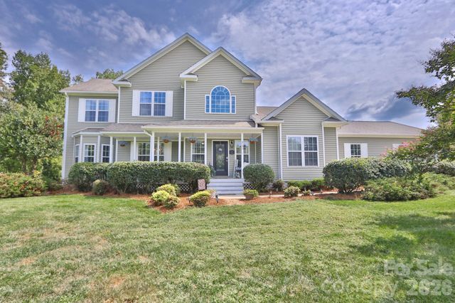 3137 Yorkshire Lane, Boonville, NC 27011