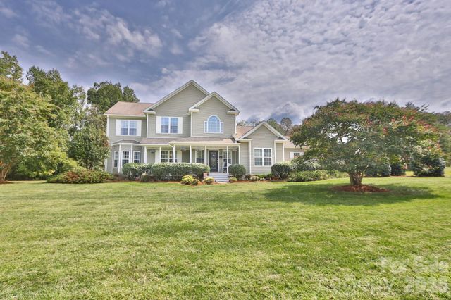 3137 Yorkshire Lane, Boonville, NC 27011