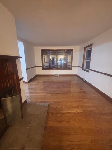 39 Bullard Ave, Worcester, MA 01605