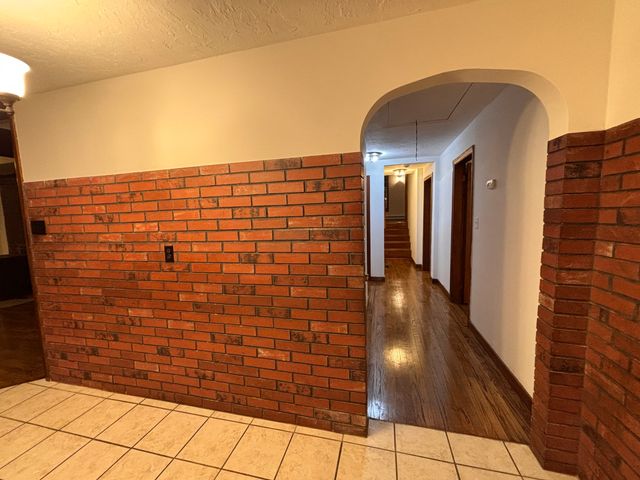 39 Bullard Ave, Worcester, MA 01605