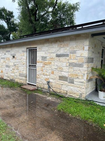3726 Herald Street, Houston, TX 77029
