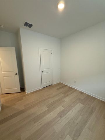 138 Golden Bell WAY, Buda, TX 78610