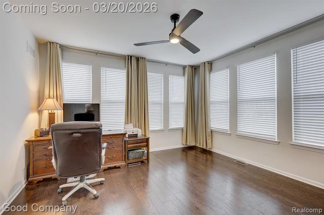 53217 Bay Laurel Lane, South Lyon, MI 48178