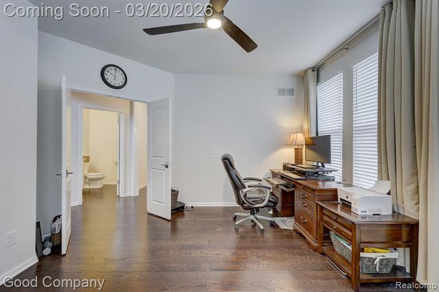 53217 Bay Laurel Lane, South Lyon, MI 48178