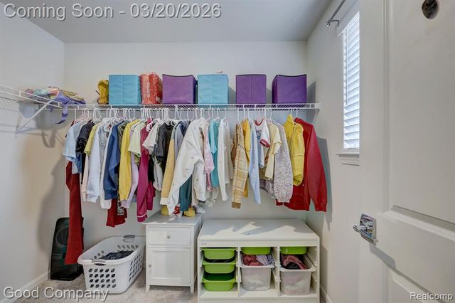 53217 Bay Laurel Lane, South Lyon, MI 48178