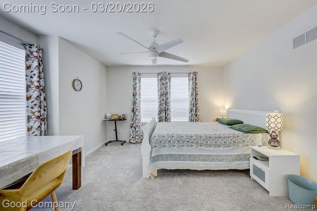 53217 Bay Laurel Lane, South Lyon, MI 48178