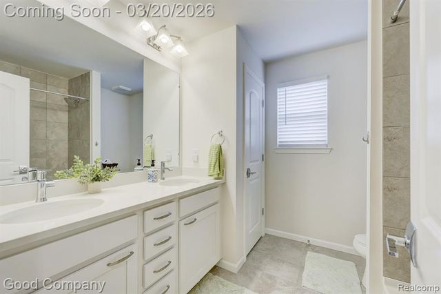 53217 Bay Laurel Lane, South Lyon, MI 48178