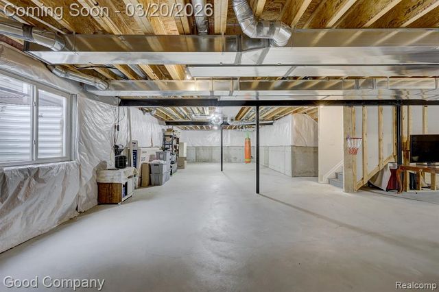 53217 Bay Laurel Lane, South Lyon, MI 48178