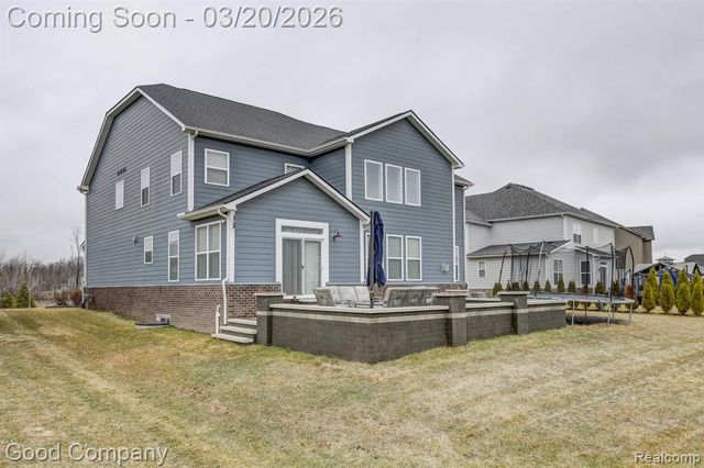 53217 Bay Laurel Lane, South Lyon, MI 48178