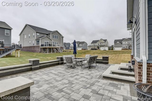 53217 Bay Laurel Lane, South Lyon, MI 48178