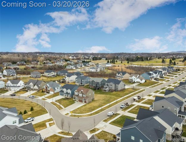 53217 Bay Laurel Lane, South Lyon, MI 48178