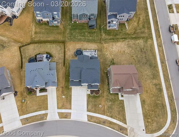 53217 Bay Laurel Lane, South Lyon, MI 48178