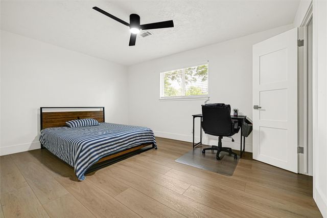 723 Loire Lane, Houston, TX 77090