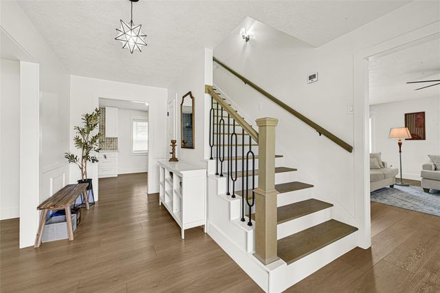 723 Loire Lane, Houston, TX 77090