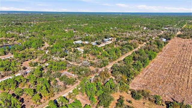 27095 Chula Vista DR, Punta Gorda, FL 33955