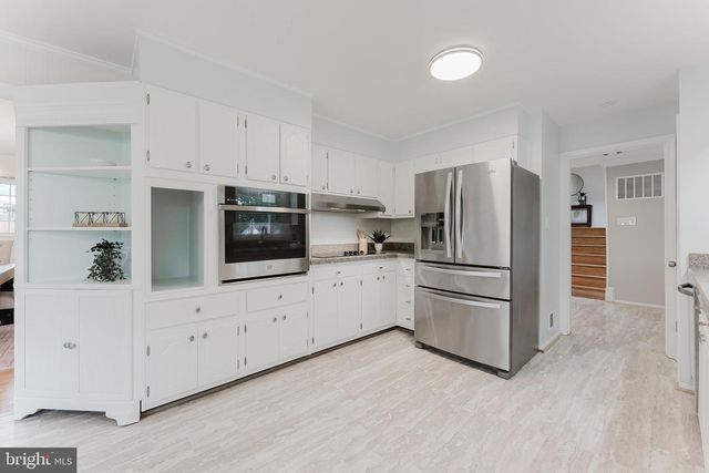 4921 BRIAR ST, Fairfax, VA 22032