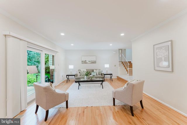 4921 BRIAR ST, Fairfax, VA 22032