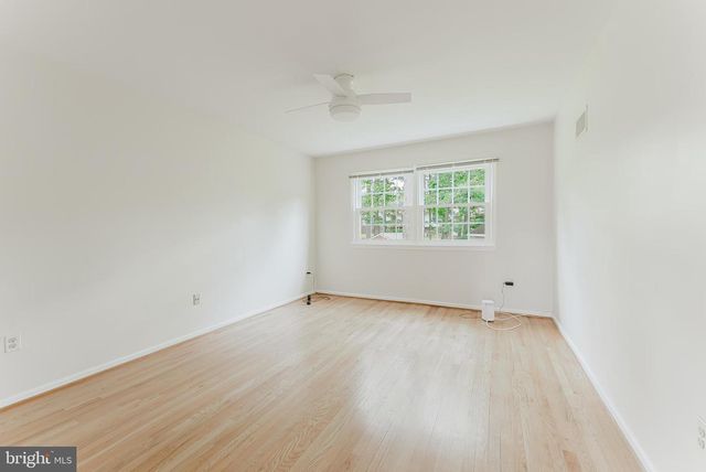 4921 BRIAR ST, Fairfax, VA 22032