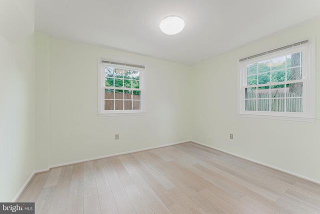4921 BRIAR ST, Fairfax, VA 22032