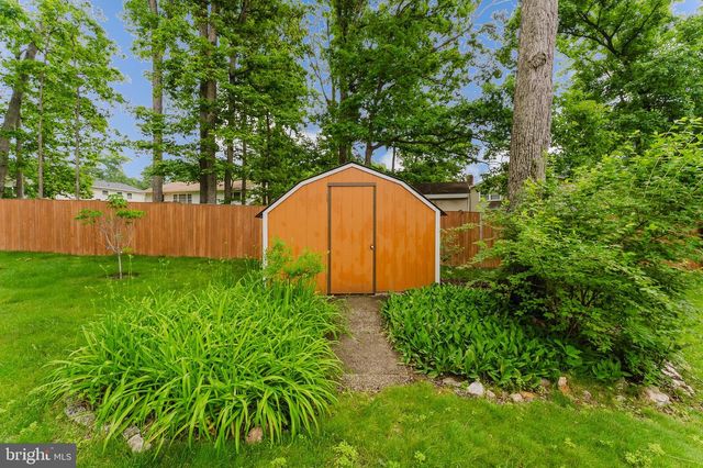 4921 BRIAR ST, Fairfax, VA 22032