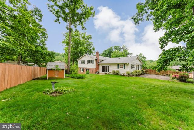4921 BRIAR ST, Fairfax, VA 22032
