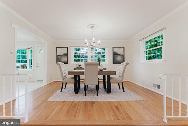 4921 BRIAR ST, Fairfax, VA 22032