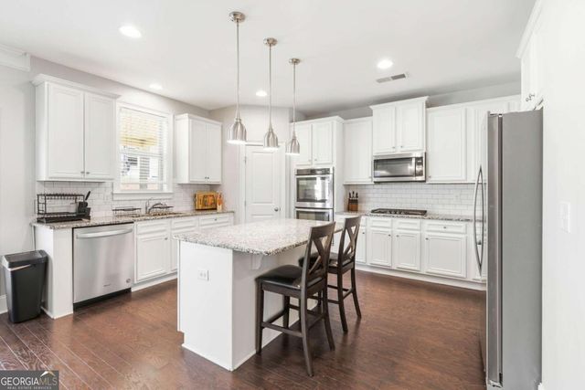 1297 Wesleyan Pl, Braselton, GA 30517