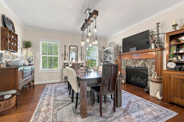 1160 Fleet Town Rd, Dickson, TN 37055