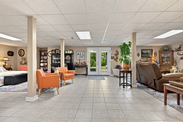 1160 Fleet Town Rd, Dickson, TN 37055