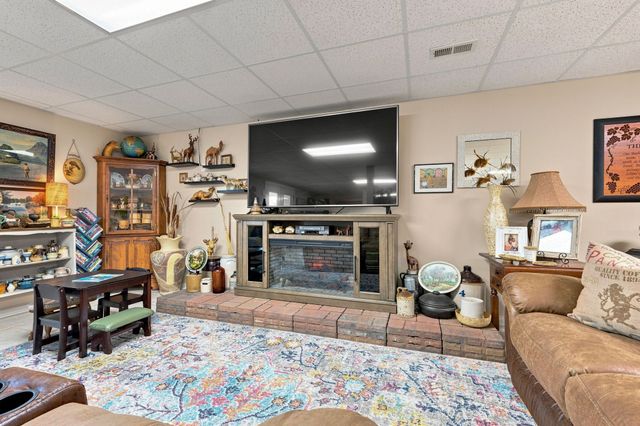 1160 Fleet Town Rd, Dickson, TN 37055