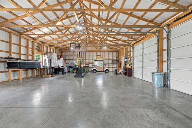1160 Fleet Town Rd, Dickson, TN 37055