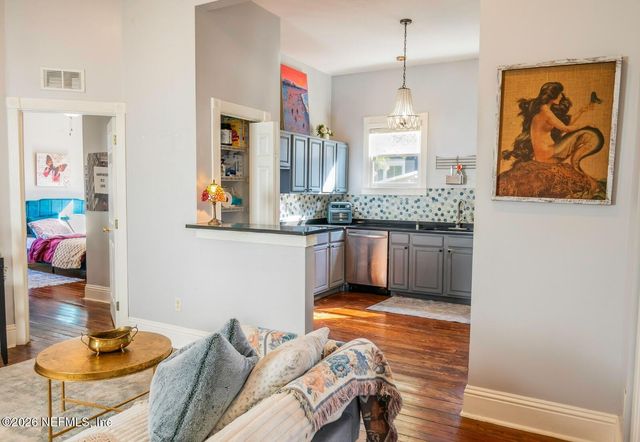 443 E 3RD Street, Jacksonville, FL 32206