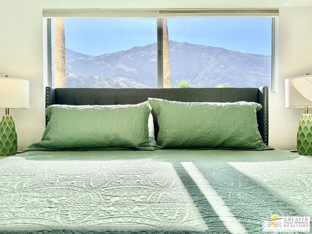 588 E San Lorenzo Road 201, Palm Springs, CA 92264
