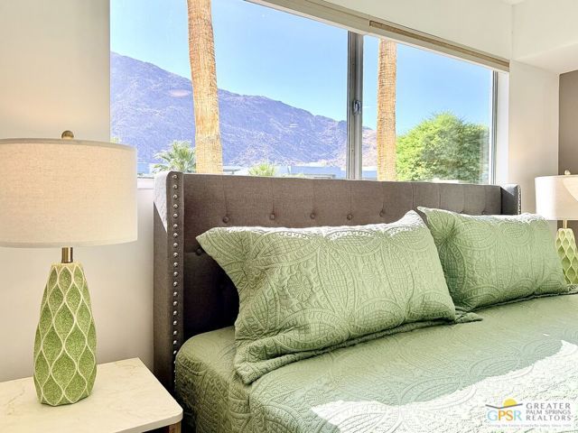 588 E San Lorenzo Road 201, Palm Springs, CA 92264