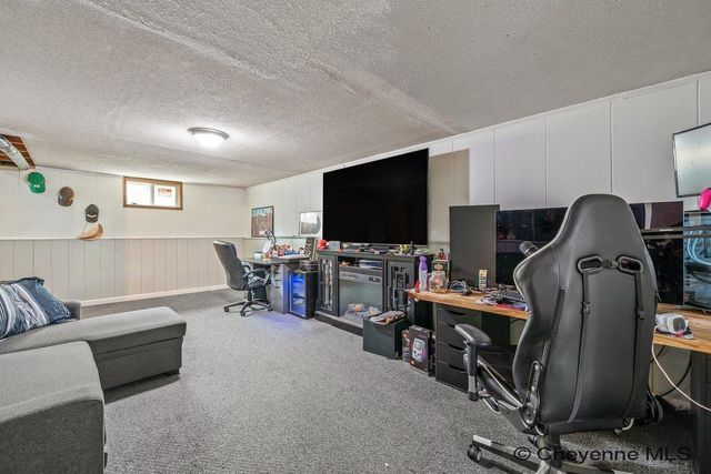 229 S HOUSE AVE, Cheyenne, WY 82007