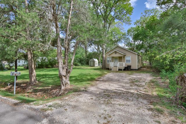 11913 25th Street, Santa Fe, TX 77510