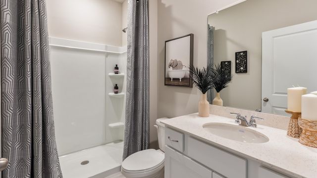 2766 Cecelia Drive, Hiawatha, IA 52233