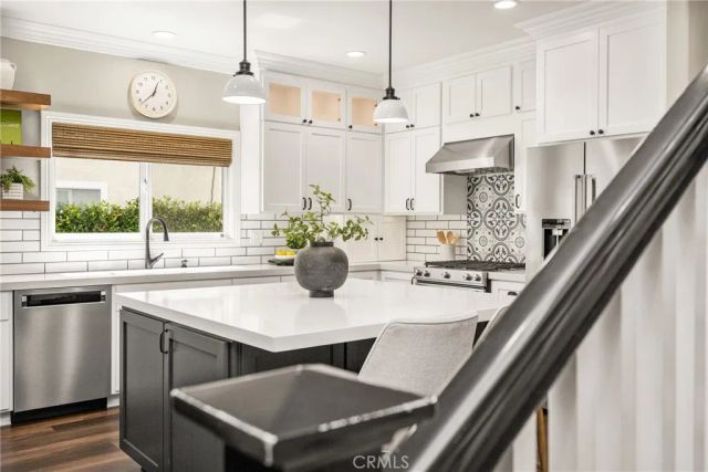 14631 Comet, Irvine, CA 92604