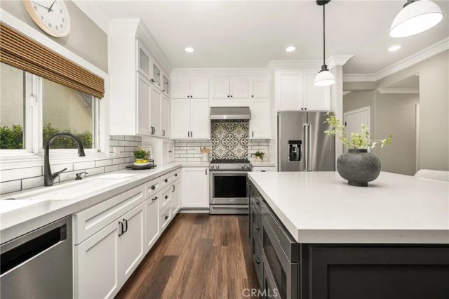14631 Comet, Irvine, CA 92604