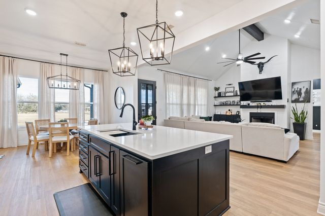 486 Vz County Road 1107, Canton, TX 75103