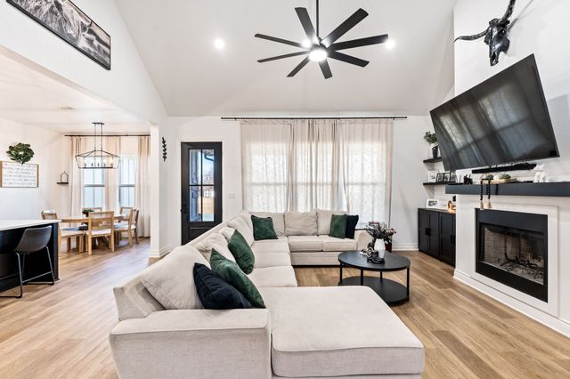 486 Vz County Road 1107, Canton, TX 75103