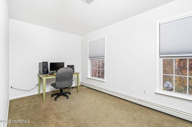 20 Yeger Drive, Allentown, NJ 08501