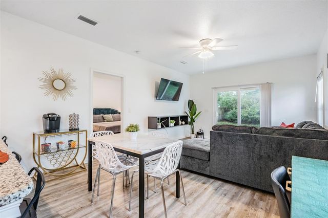 2604 N HIGHLAND AVENUE B, Tampa, FL 33602