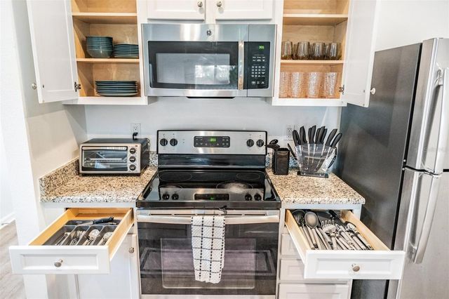 2604 N HIGHLAND AVENUE B, Tampa, FL 33602