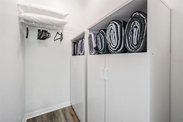 2604 N HIGHLAND AVENUE B, Tampa, FL 33602