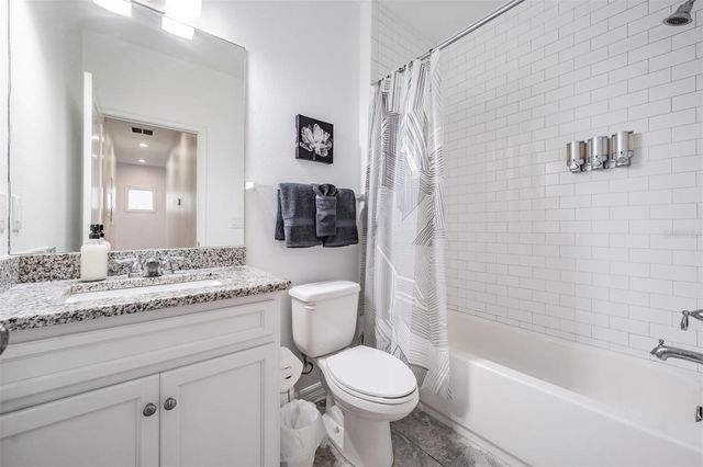 2604 N HIGHLAND AVENUE B, Tampa, FL 33602