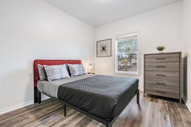 2604 N HIGHLAND AVENUE B, Tampa, FL 33602