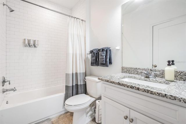 2604 N HIGHLAND AVENUE B, Tampa, FL 33602