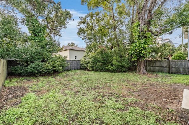 2604 N HIGHLAND AVENUE B, Tampa, FL 33602