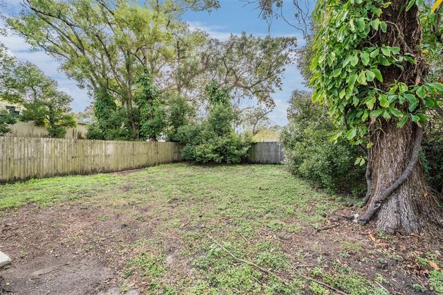 2604 N HIGHLAND AVENUE B, Tampa, FL 33602